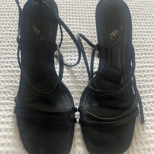 Zara Black Strappy Women's Sandals